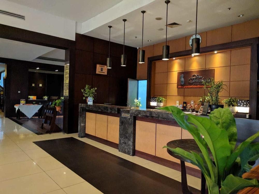 Grand Setiabudi Hotel Bandung Zewnętrze zdjęcie