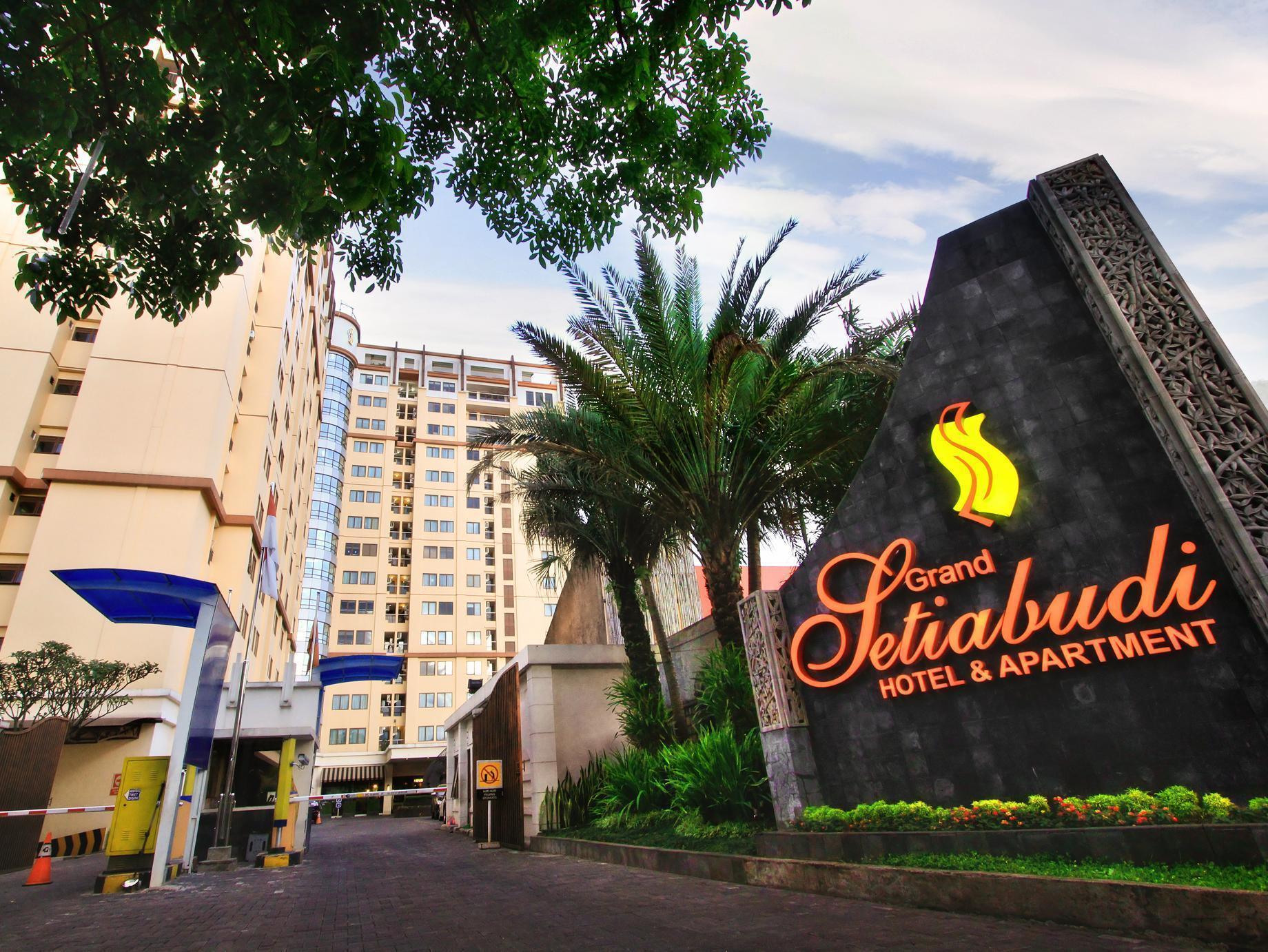 Grand Setiabudi Hotel Bandung Zewnętrze zdjęcie