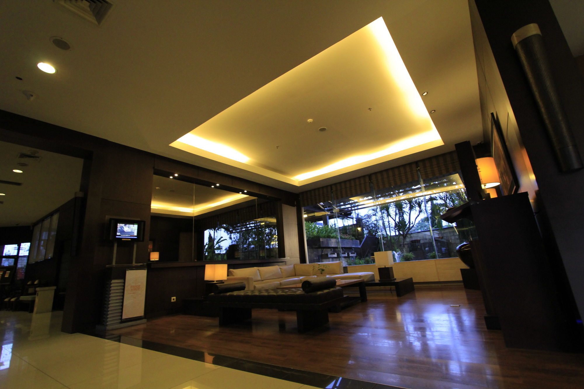 Grand Setiabudi Hotel Bandung Zewnętrze zdjęcie